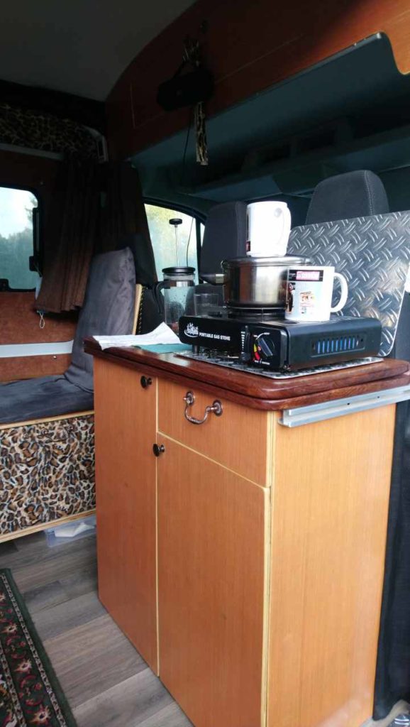 Camper Ausbau Küche Ford Transit Kastenwagen